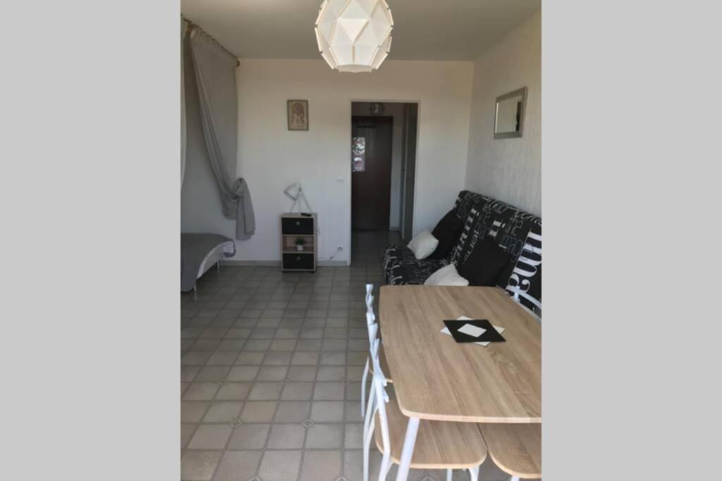 Studio Meuble Classe 2 Etoiles - 30M² Gréoux-les-Bains Zewnętrze zdjęcie